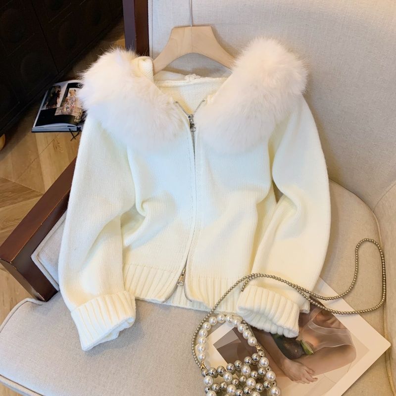 Zeta Fur Woolen Jacket In Off White