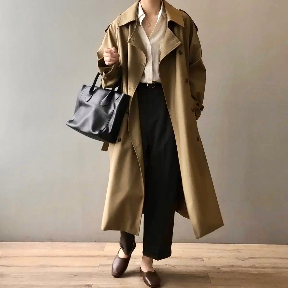 Seoul Statement Trenchcoat In Khaki